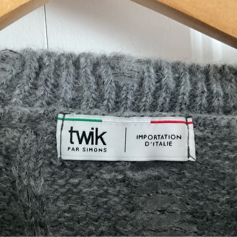 Gray Distressed Sweater - Picture 2 of 3